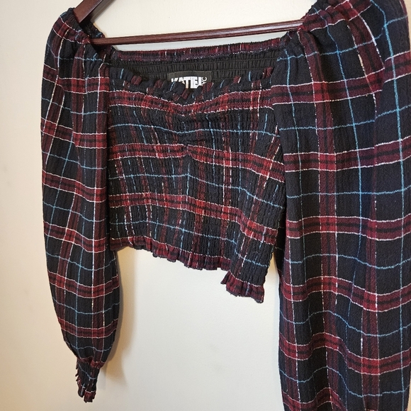 Katie J NYC Top Plaid Off-Shoulder Crop Long Sleeve Red Black Blue Casual Date - Picture 3 of 8